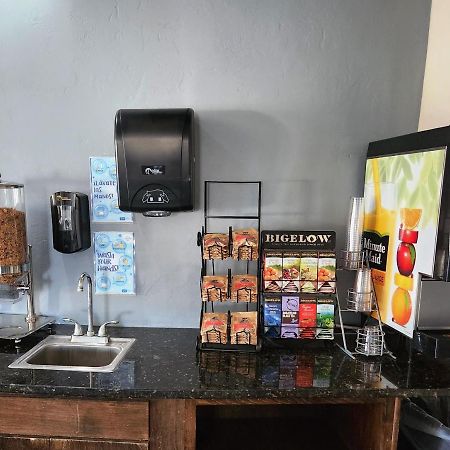 Red Lion Inn & Suites Tucson Downtown Ngoại thất bức ảnh
